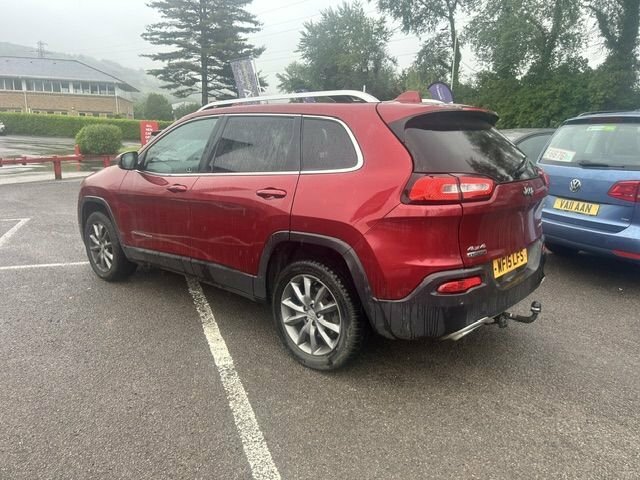 Jeep Cherokee Crd Limited Suv Red #3