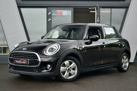 Mini Hatch 1.5 Cooper Classic Black