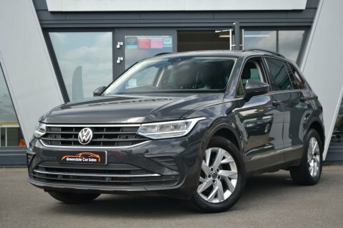 Volkswagen Tiguan 1.5 Tiguan Life Grey