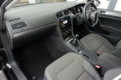 Volkswagen Golf 1.0 Golf Se Black #3