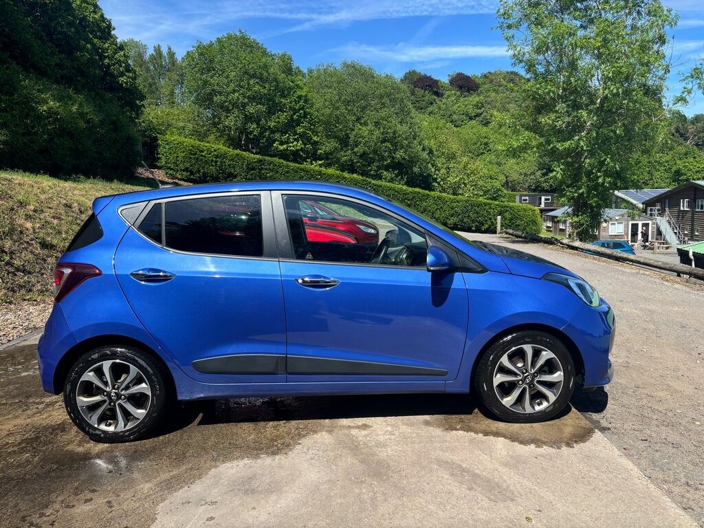 Hyundai I10 1.2 Premium Se Hatchback Euro 6 WJ69GZE Blue #4