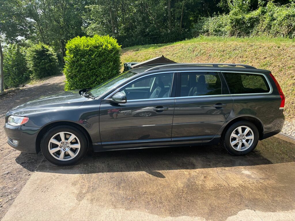 Volvo V70 1.6 Turbo Huge Spec White #8