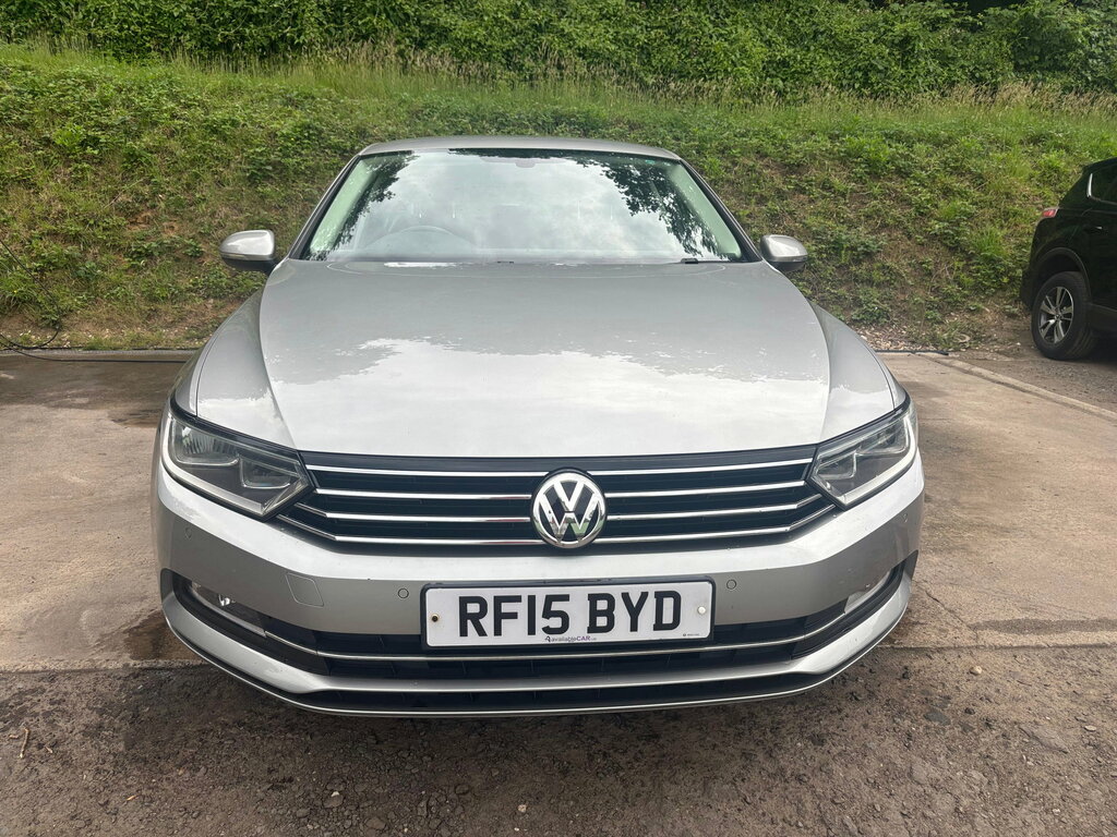 Volkswagen Passat 1.6 Tdi Bluemotion Tech Se Business Saloon Die Silver #2