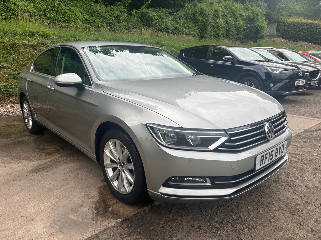Volkswagen Passat 1.6 Tdi Bluemotion Tech Se Business Saloon Die Silver #3