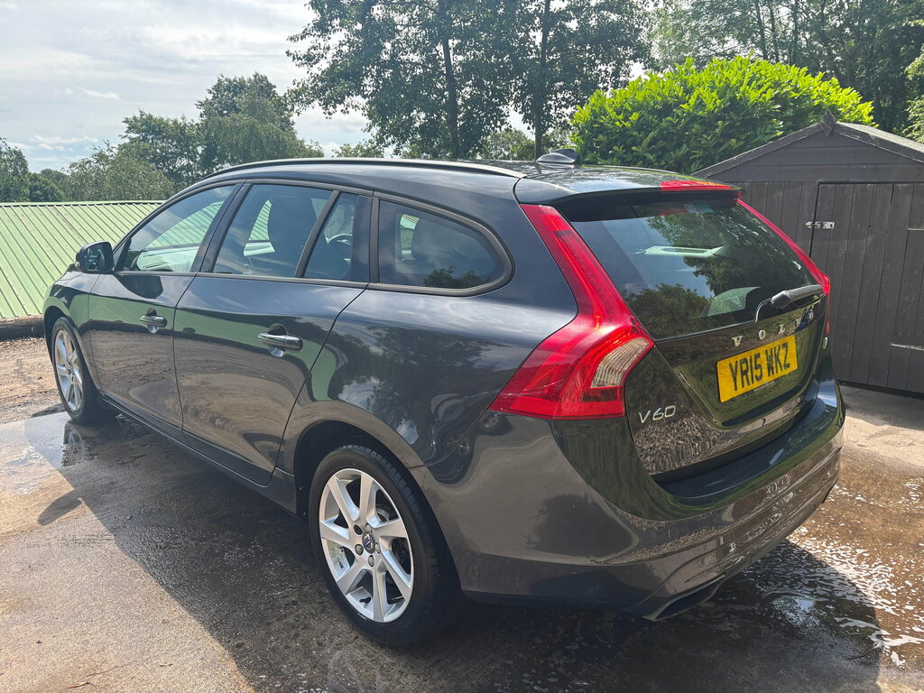 Volvo V60 Estate Gold #7