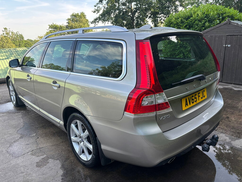Volvo V70 2.0 D3 Se Nav Euro 5 Ss White #7