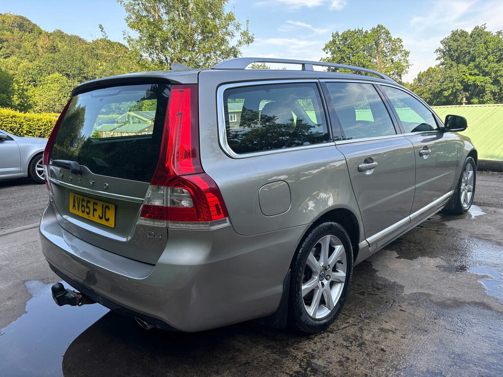Volvo V70 2.0 D4 Se Lux Estate Euro 6 Ss Gold #5