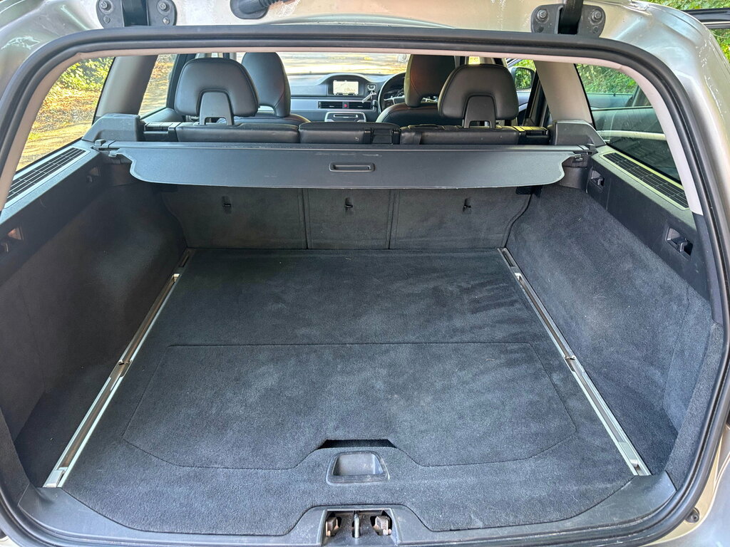 Volvo V70 2.0 D3 Se Nav Euro 5 Ss White #14