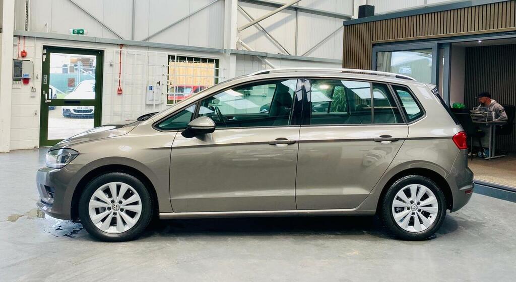 Volkswagen Golf SV Silver #32