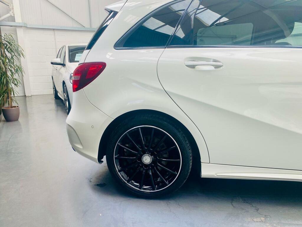 Mercedes-Benz B Class B 250 E Sport Premium Red #23