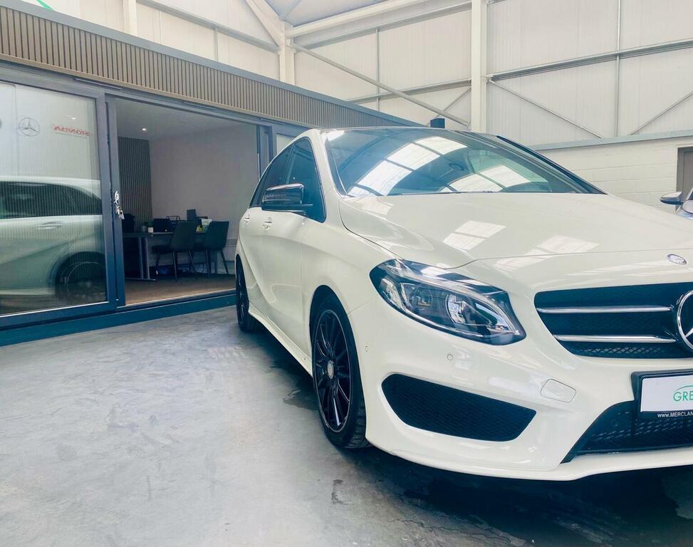 Mercedes-Benz B Class B 250 E Sport Premium Red #17