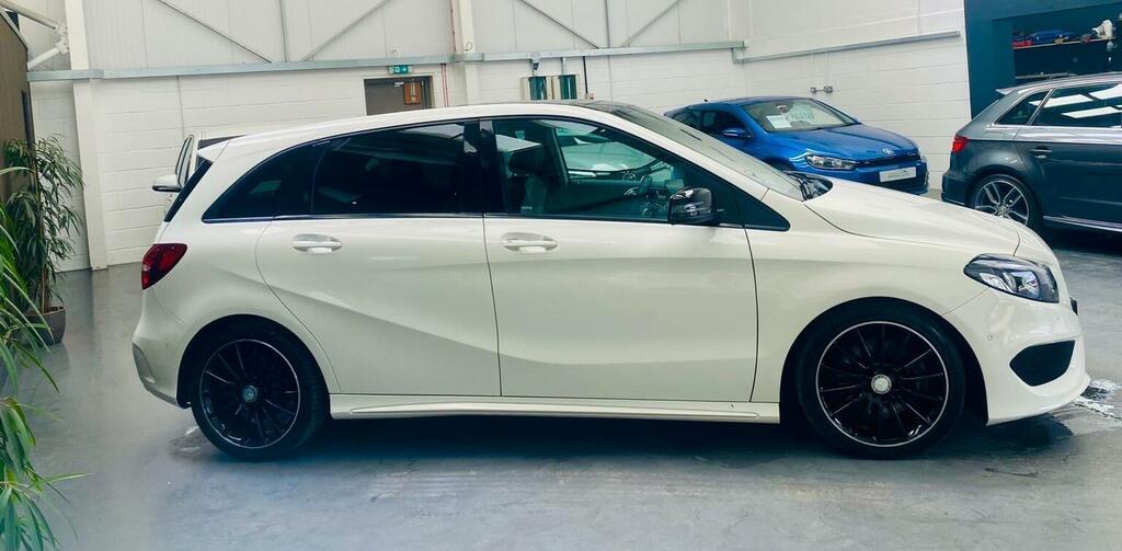 Mercedes-Benz B Class B 250 E Sport Premium Red #36