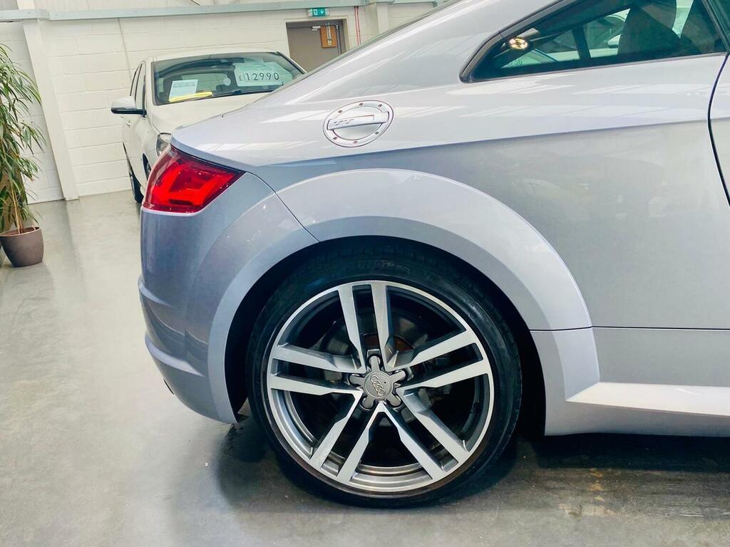 Audi TT 2.0 Tdi Ultra S Line Roadster Eu Red #23