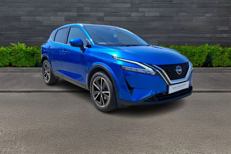 Nissan Qashqai 1.3 Dig-t Mh Tekna Blue
