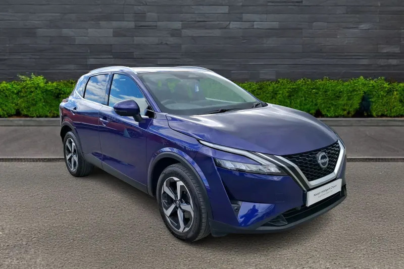 Nissan Qashqai 1.3 Dig-t Mh 158 N-connecta 5 Blue