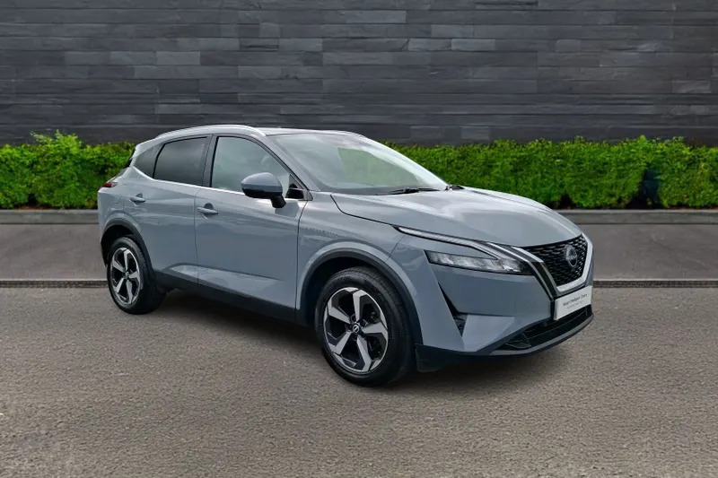 Nissan Qashqai Hatchback 1.3 Dig-t Mh 158 N-c Grey
