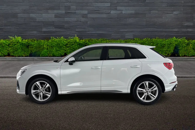 Audi Q3 Estate 35 Tfsi S Line PF70XSG White #4