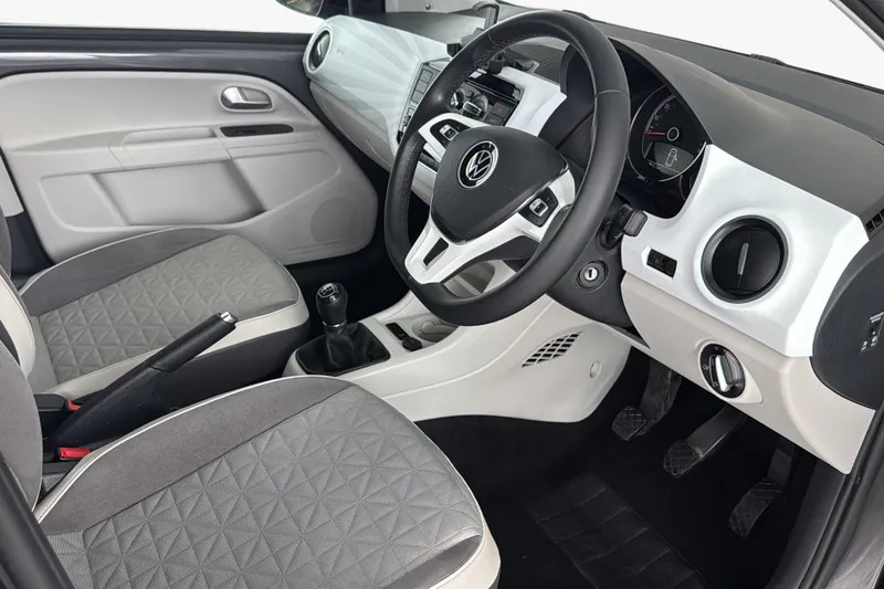 Volkswagen Up R-line White #15