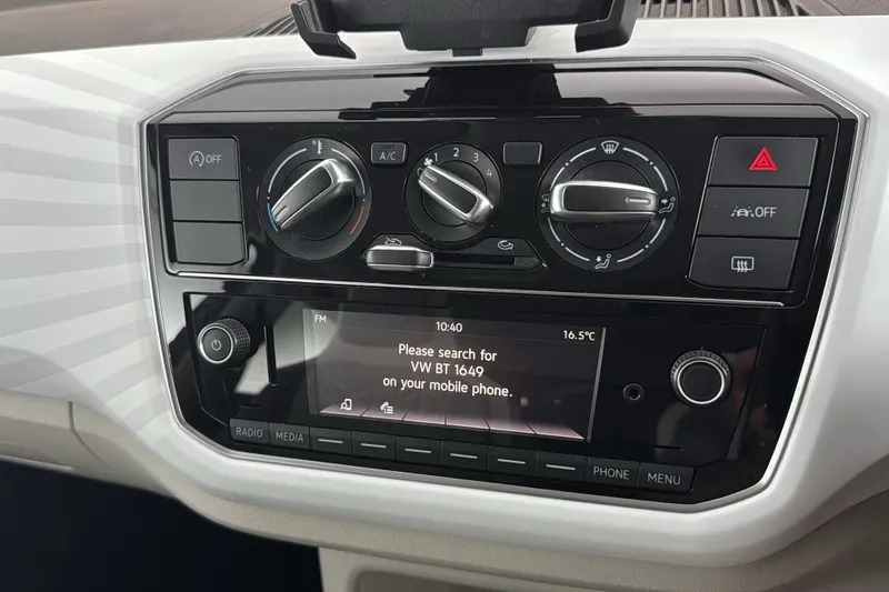 Volkswagen Up R-line White #33