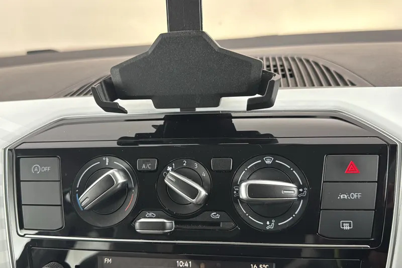 Volkswagen Up R-line White #35