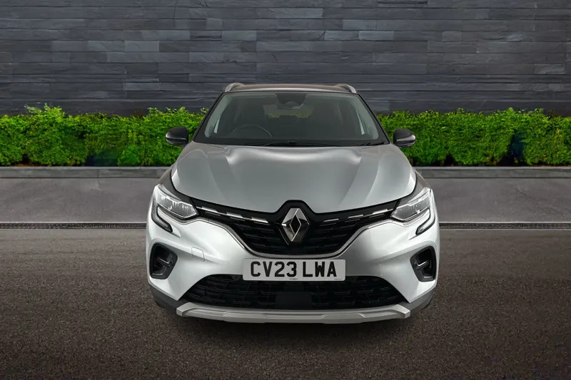 Renault Captur Hatchback 1.6 E-tech Full Hybr Black #2