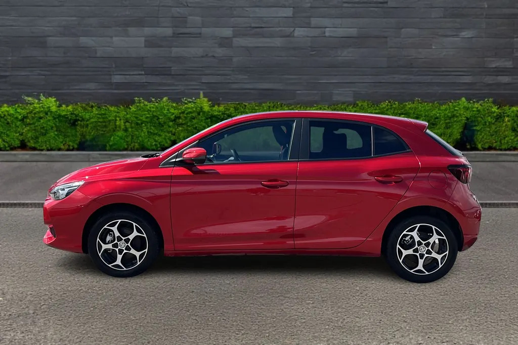 MG MG3 Hybrid Trophy Red #4
