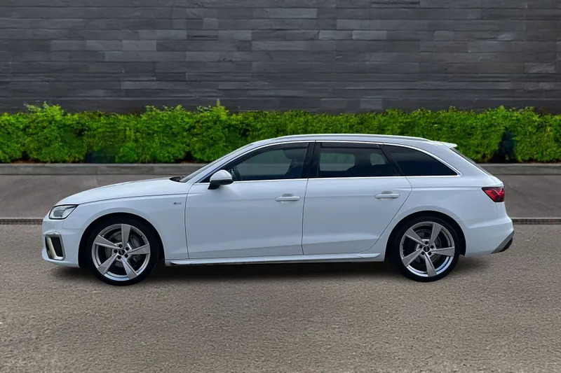 Audi A4 Avant Avant 40 Tfsi 204 S Line S White #4