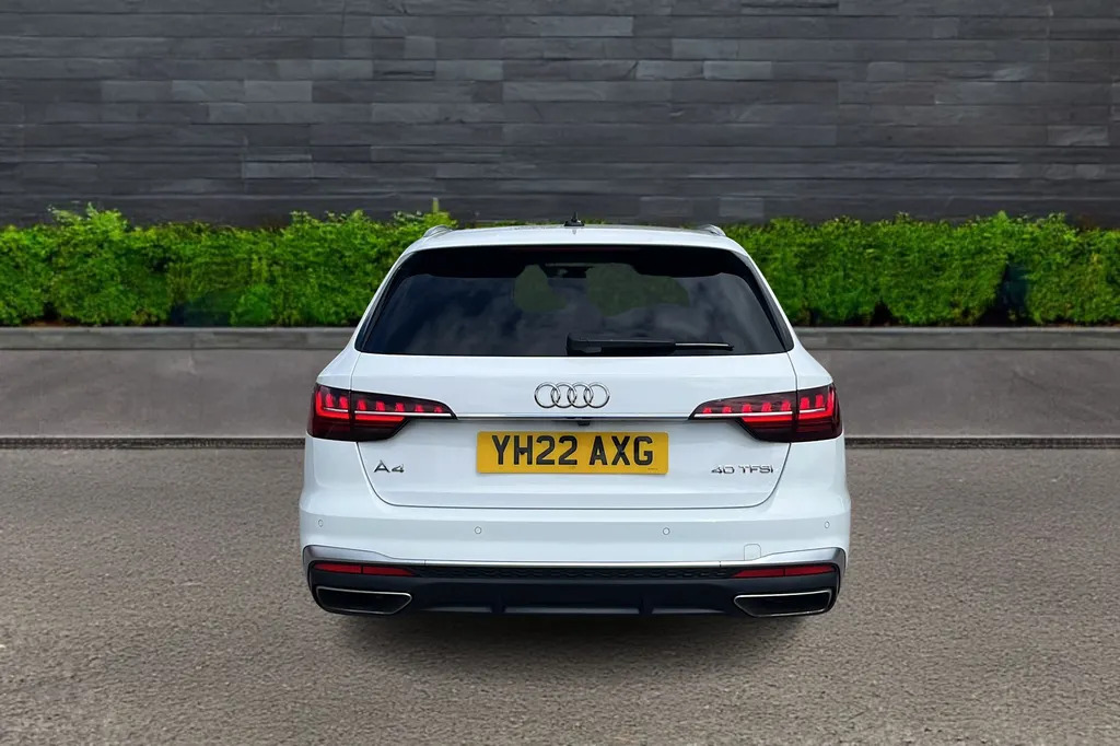 Audi A4 Avant Avant 40 Tfsi 204 S Line S White #6