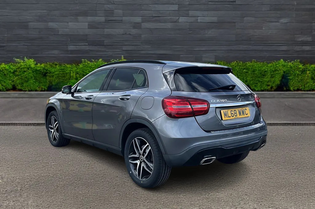 Mercedes-Benz GLA Class 180 Urban Edition ML68WWC Grey #5