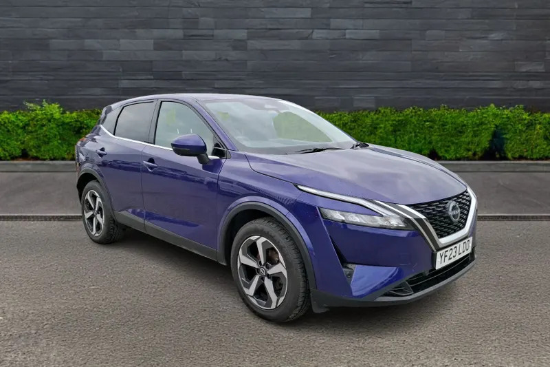Nissan Qashqai 1.3 Dig-t Mh N-connecta Ha Blue