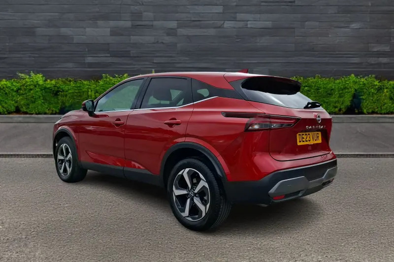 Nissan Qashqai 1.3 Dig-t Mh N-connecta DE23VUR Red #5