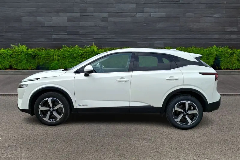 Nissan Qashqai 1.5 E-power N-connecta Au DY24PHK White #4