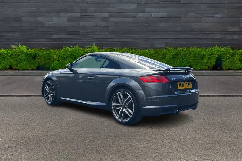 Audi TT 2.0T Fsi Quattro Black Edition Grey #5
