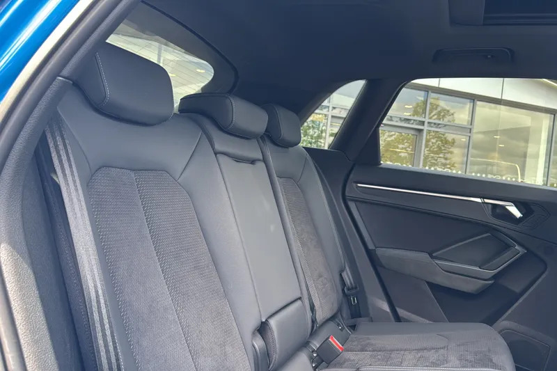 Audi Q3 35 Tfsi S Line Black #28