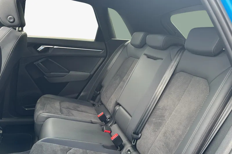 Audi Q3 35 Tfsi S Line Black #26