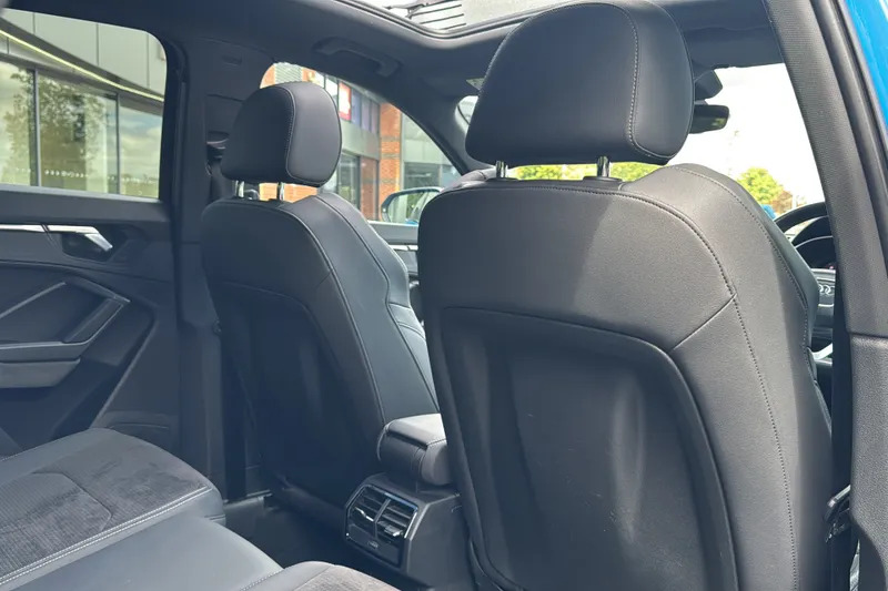 Audi Q3 35 Tfsi S Line Black #27