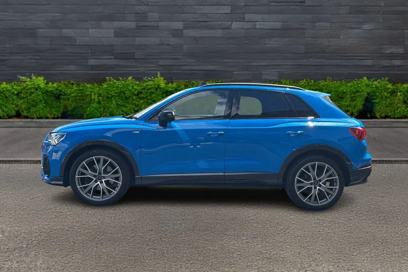 Audi Q3 40 Tfsi Quattro Vorsprung Blue #4