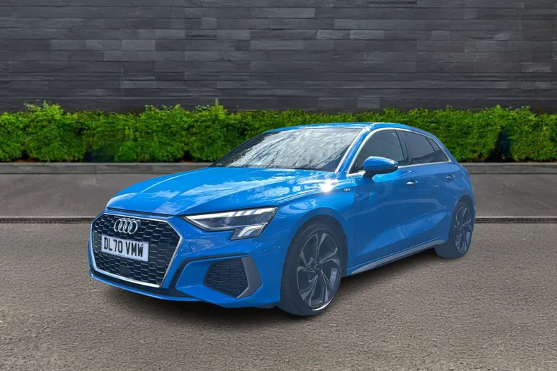Audi A3 Sportback 30 Tfsi S Line Blue #2