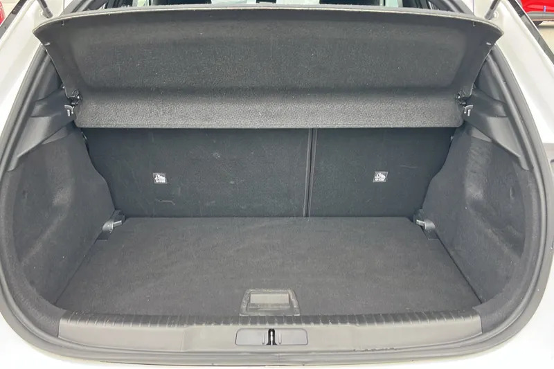 Vauxhall Mokka Ultimate White #52