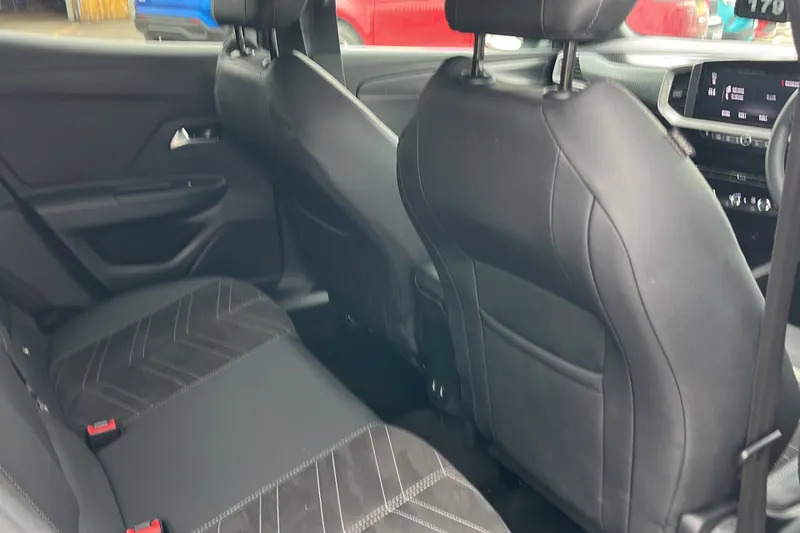 Vauxhall Mokka Ultimate White #28