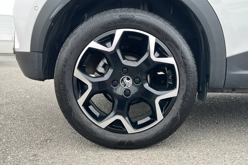 Vauxhall Mokka Ultimate White #18