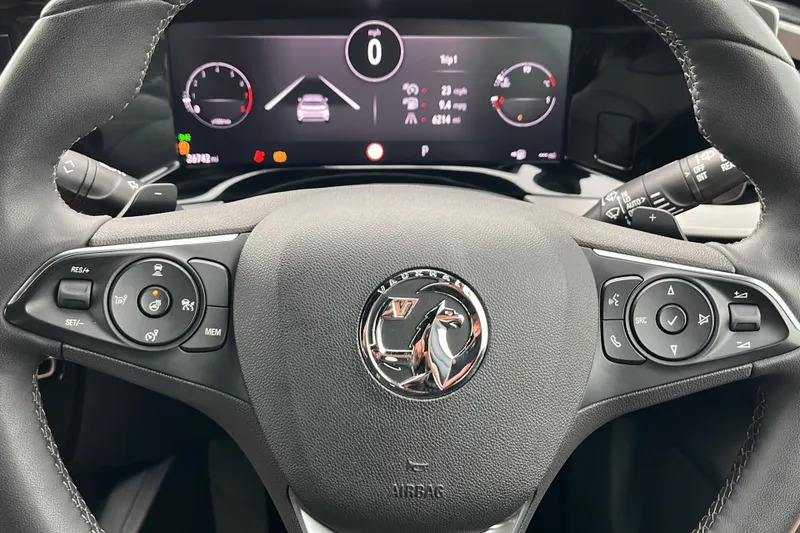 Vauxhall Mokka Ultimate White #32