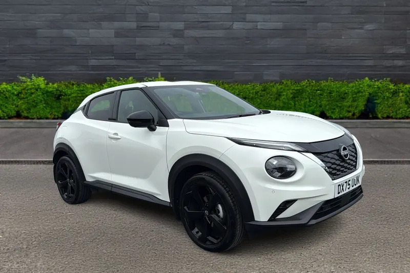 Nissan Juke 1.6 Hybrid Tekna White
