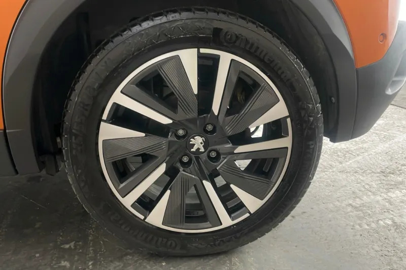 Peugeot e-2008 Gt Premium Black #22