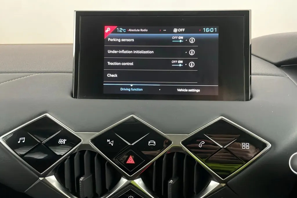 DS DS 3 100Kw E-tense Bastille 50Kwh Black #25