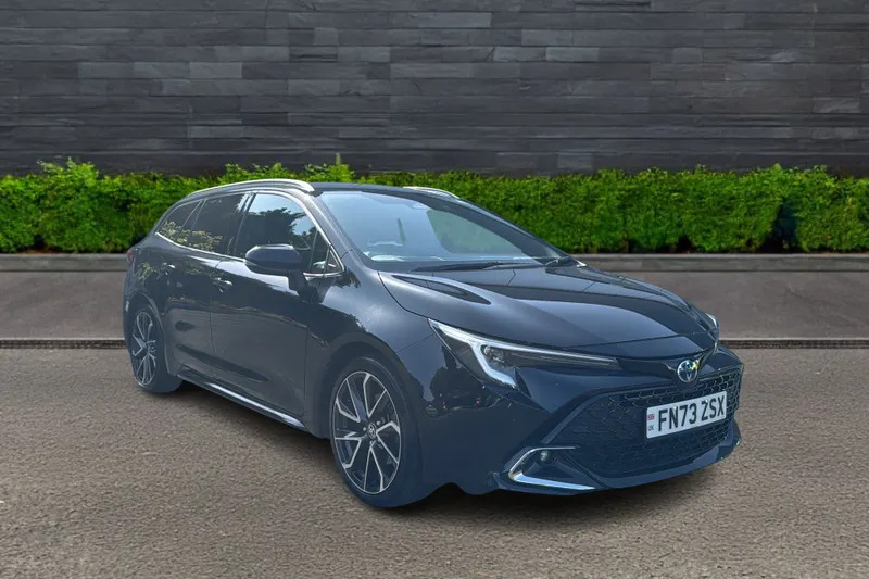 Toyota Corolla Touring Sport 2.0 Hybrid Excel Black