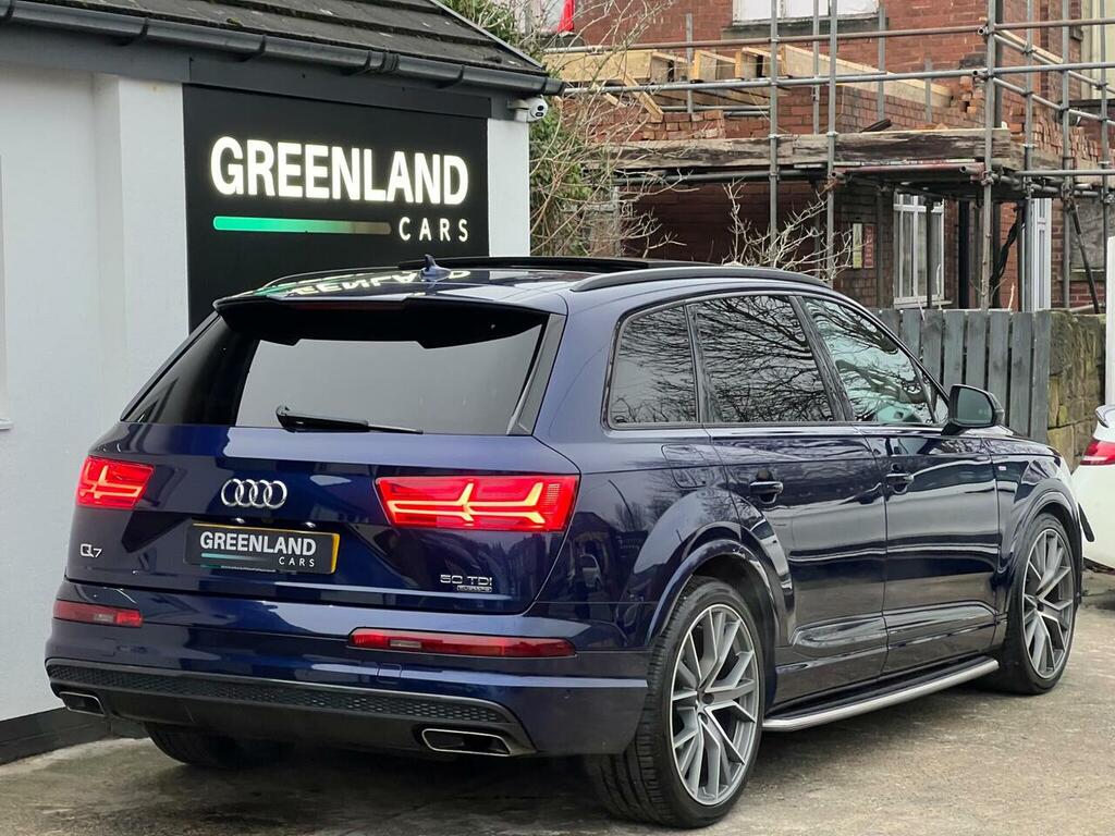 Audi Q7 Suv #2