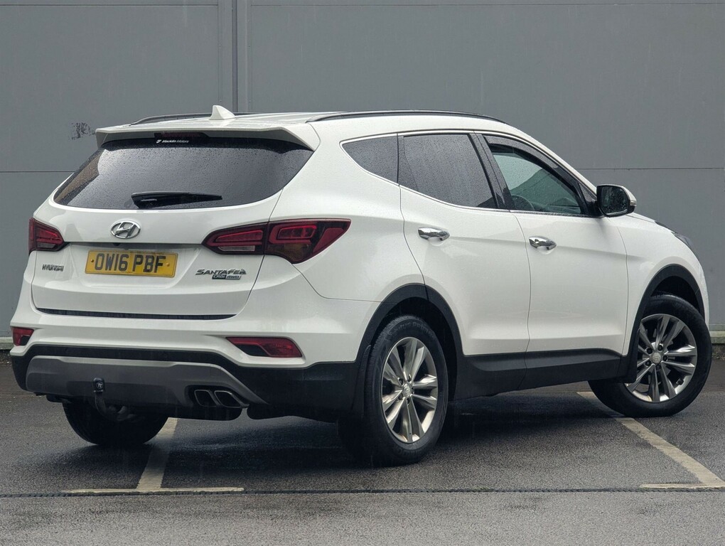 Hyundai Santa Fe 2.2 Crdi Blue Drive Premium 4Wd Euro 6 Ss  #3