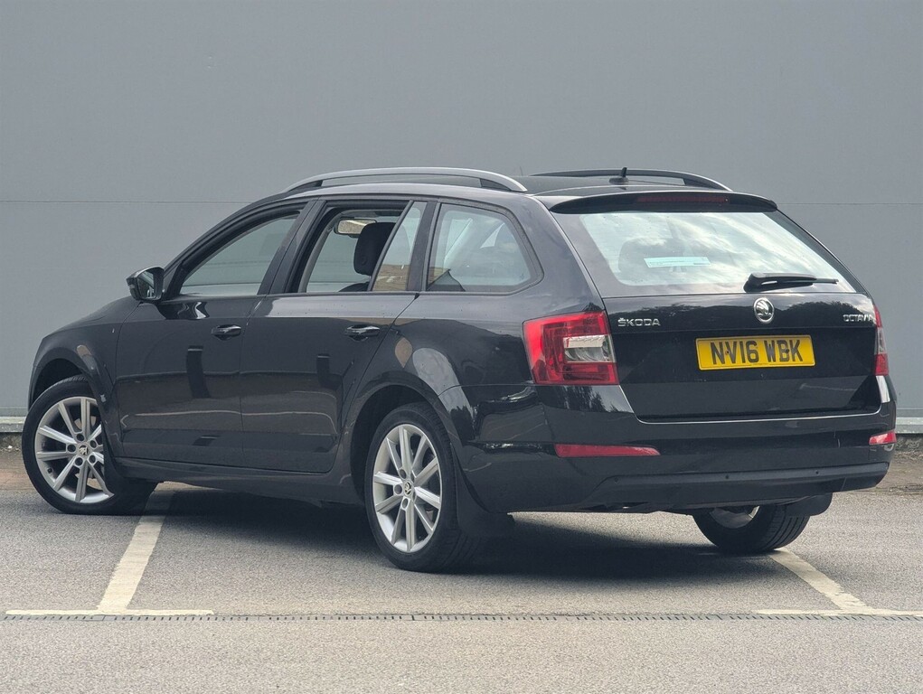 Skoda Octavia 1.6 Tdi Elegance Euro 5 Ss NV16WBK #2