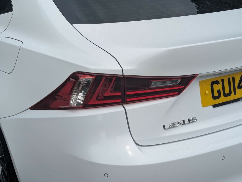 Lexus IS Saloon #26